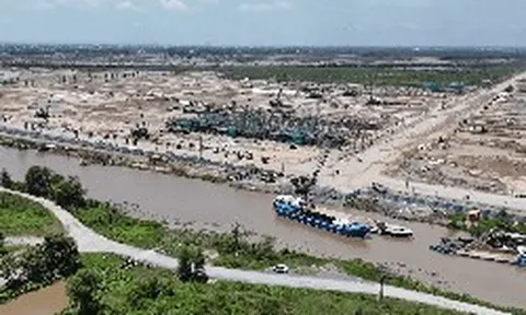 Tỷ phú Phạm Nhật Vượng đang xây “thành phố công viên tri thức” cho 60.000 sinh viên, nằm trong đại đô thị 1.080 ha có sân golf 200 ha và 100 công viên