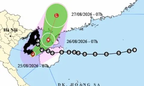 Bão số 4 Narra đang di chuyển ra phía ngoài, tiếp tục xoay hướng