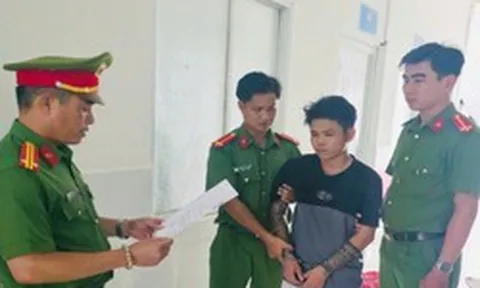 Công an bắt Ngô Hy Vọng và Trương Đan Huy