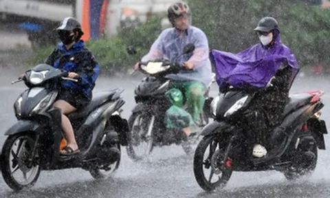 Vùng áp thấp từ bão số 4 Narra đang tan, miền Bắc sắp đón đợt mưa lớn mới