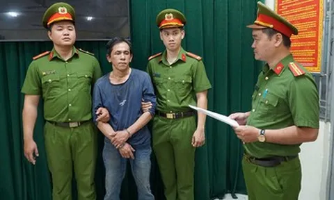 Cướp tiệm vàng ở TPHCM, nghi phạm bị bắt sau hơn 1 giờ chạy trốn