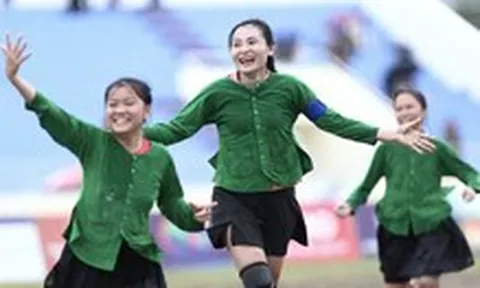 Giải bóng đá nữ dân tộc thiểu số: Đâu ra giải đấu dễ thương đến vậy?