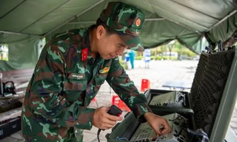 Cận cảnh trận địa pháo hoa Thủ Thiêm trước giờ khai hỏa mừng Quốc khánh 2/9