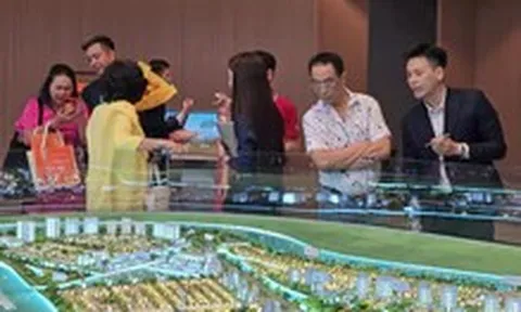 Bán căn hộ 5 tỉ rồi gửi tiết kiệm lấy lãi thuê nhà: lợi gì, hại gì?