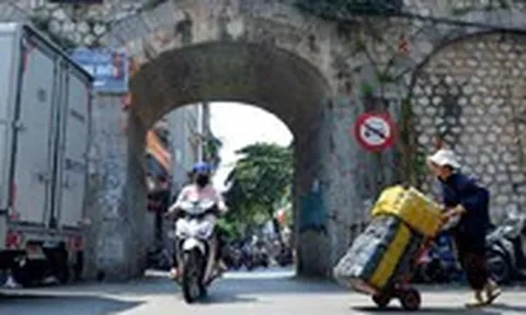 Hình ảnh 127 vòm cầu Phùng Hưng 'về với' Hà Nội, chờ ngày khoác áo mới