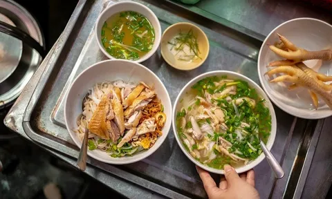Quán phở gà ở Hà Nội bất ngờ gây chú ý trên MXH Trung Quốc