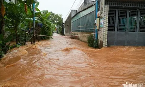 Nước sông Buông dâng cao, khu dân cư cạnh cao tốc ở Đồng Nai ngập sâu