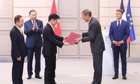 Hãng hàng không của Bầu Hiển đặt mua 50 máy bay Airbus
