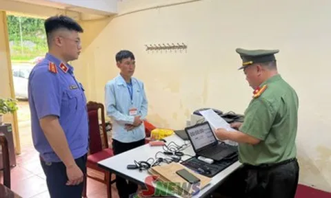 Người đàn ông bị khởi tố sau khi dùng súng tự gây thương tích cho bản thân