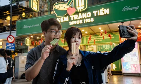 Trước Kem Tràng Tiền, hàng quán nào rời vị trí biểu tượng?