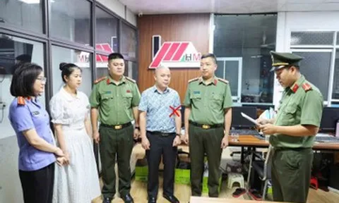 Hai giám đốc ở Phú Thọ bị khám xét khẩn cấp nơi làm việc