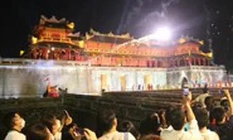 Huế tính phương án làm thêm phố đêm Đông Ba - Bạch Đằng