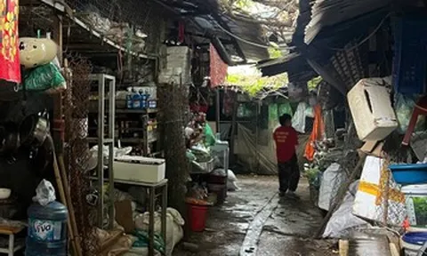 Hà Nội: Chợ Kim Liên dừng hoạt động, phường tính phương án xây mới