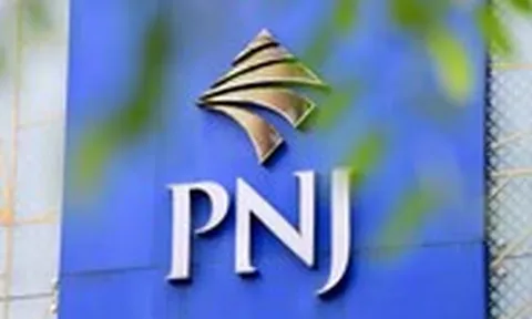 PNJ công bố tin bất ngờ, rút ngắn thời gian thanh toán cho khách bán vàng, kim cương