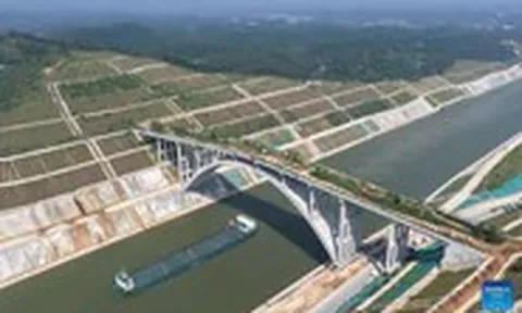 Trung Quốc mở kênh đào dài 134km ở Quảng Tây, nối sông với Biển Đông