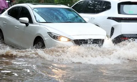 Dự báo thời tiết 18/9: Miền Bắc giảm mưa, mưa lớn dồn xuống Trung và Nam Bộ
