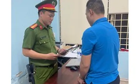 Thi hành lệnh bắt tạm giam Phan Hồng Phong SN 1998