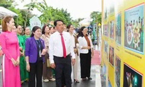 Khai mạc tuyến đường nghệ thuật kể chuyện Lễ hội Nghinh Ông