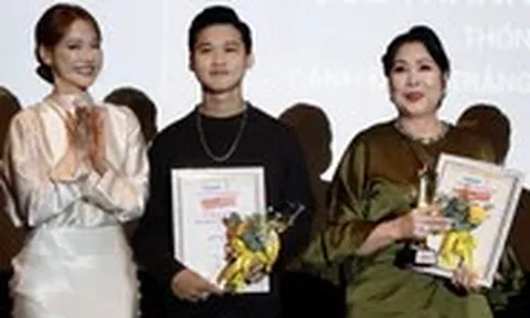 Hồng Vân bối rối khi thắng giải Diễn viên nữ xuất sắc nhất