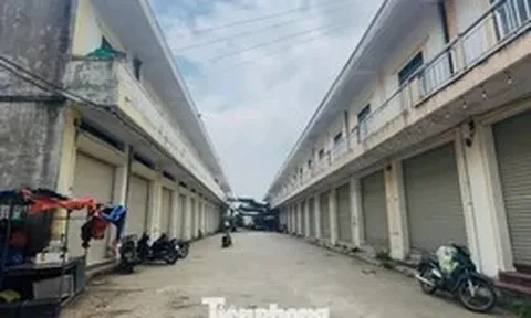 Chợ hơn 140 tỷ 'ế ẩm', loay hoay tìm tiểu thương sau 7 năm hoạt động
