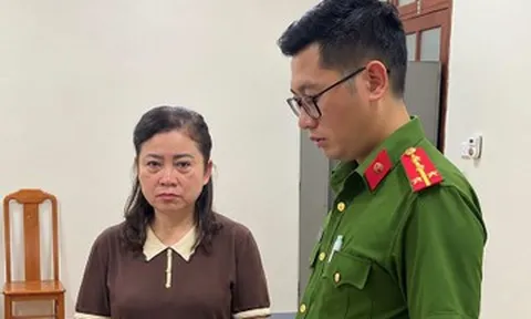 Trưởng phòng thuế bị bắt vì nhận hối lộ 550 triệu đồng