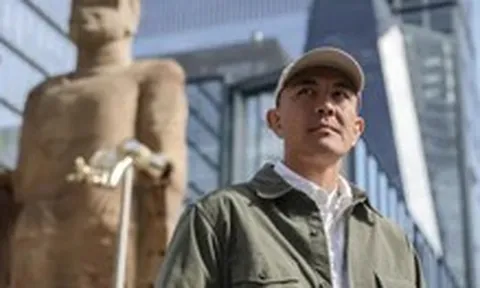 Tuấn Andrew Nguyễn, nghệ sĩ thị giác, đạo diễn phim 1735km, vào danh sách TIME100 Art 2026