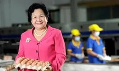 Ba Huân vướng nợ nần: Bà Huân ‘rút’, chưa đầy 5 tháng ba người thay nhau lãnh đạo doanh nghiệp