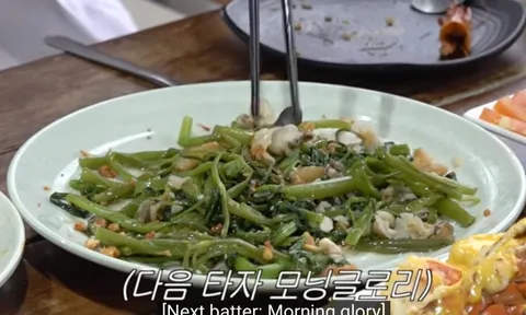 Sao Hàn khen rau muống xào tỏi 'ngon đến khó tin' khi du lịch Phú Quốc