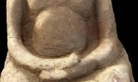 Bàn giao tượng Champa thế kỷ 8 và 87 hiện vật sau khai quật công trình thời Nguyễn dưới chân đèo Hải Vân