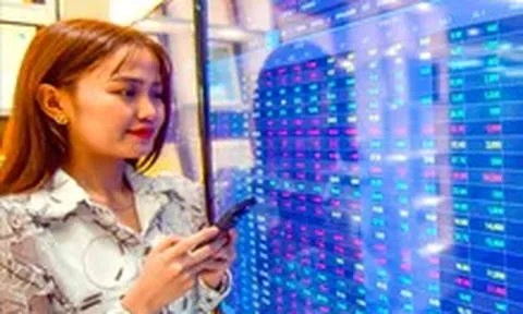 Tin tức sáng 7-10: Dù giảm, hiệu suất của VN-Index vẫn 'đỡ' hơn loạt thị trường trong khu vực