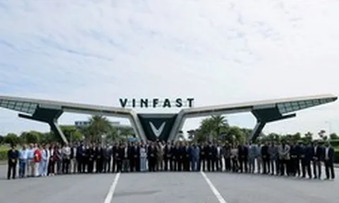VinFast chuẩn bị mở hơn 50 showroom xe máy điện tại thị trường 1,5 tỷ dân