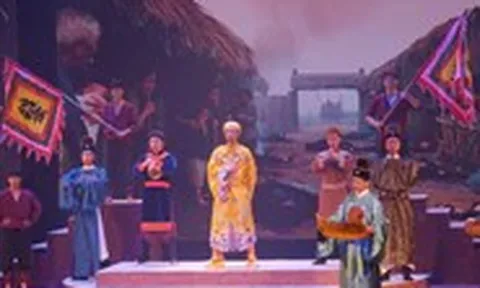 Đến Nhà hát Kịch Hà Nội xem AI trình diễn 'Huyền tích hồ Gươm'