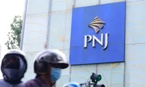 PNJ thoát chuỗi giảm sàn, hơn 5 triệu cổ phiếu chờ mua giá trần