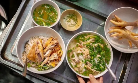 Nơi bán phở, bún chả 'ngon nhất Hà Nội'