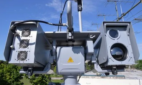 Hình ảnh khí tài hiện đại bảo vệ sân bay Nội Bài, sẵn sàng chế áp UAV siêu nhỏ