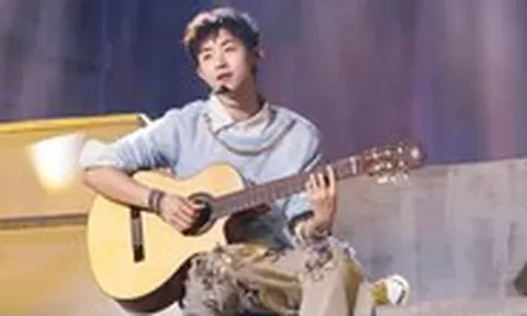 'Chờ chút...' đưa CONGB dẫn đầu Billboard Việt Nam
