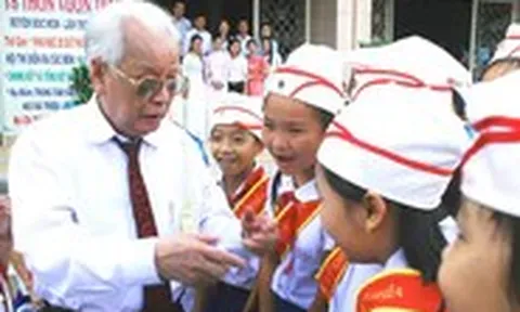 Giữ trọn lòng son, hành trình trở về miền ký ức của người cộng sản kiên trung Trần Trọng Tân