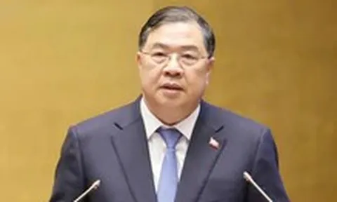 Trung ương đồng ý năm 2027 chi thường xuyên 2,06 triệu tỉ đồng, gồm chi cải cách tiền lương