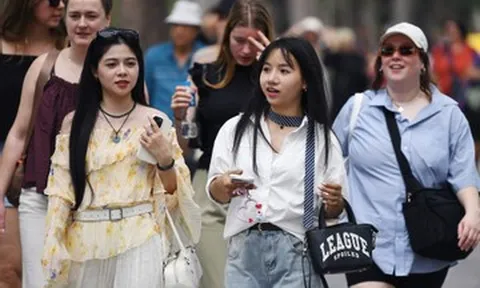 Dự báo thời tiết 17/10/2026: Miền Bắc nắng 34 độ kéo dài, Nam Bộ mưa to cục bộ