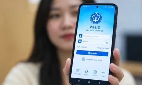 Giả danh cán bộ bảo hiểm xã hội, dụ người dân cài app giả để chiếm đoạt tiền