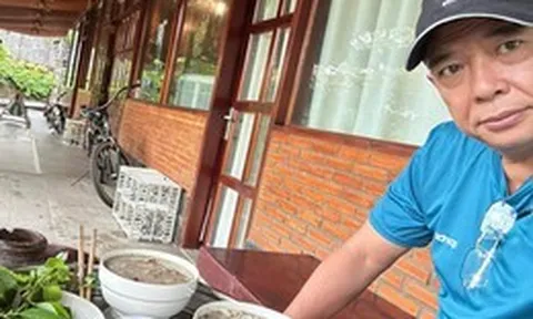 Nam nghệ sĩ đình đám bỏ showbiz đi bán quán nhậu ở đường Nguyễn Hữu Cảnh, giúp vợ NSND thăng tiến