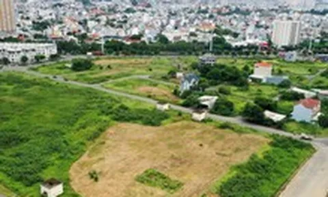 Tăng cọc đấu giá đất lên 50%: Có chặn được nạn 'thổi giá'?