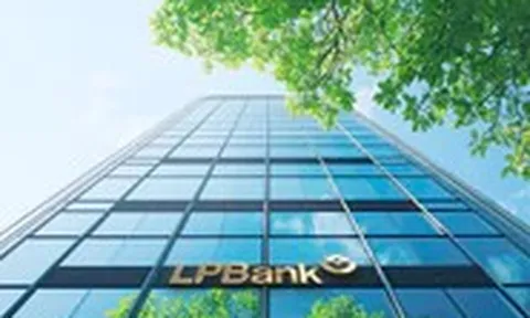 LPBank lãi 10.421 tỉ đồng lợi nhuận trước thuế sau 9 tháng đầu năm 2026