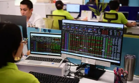 Đọc nhanh 22-10: Nasdaq tăng hơn 1% nhờ SpaceX, BIDV muốn phát hành 8.000 tỉ đồng trái phiếu