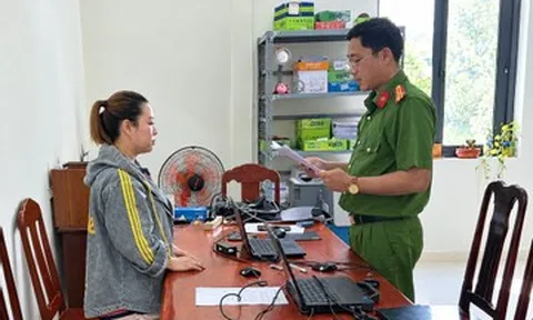 Bắt quả tang một công ty làm hàng giả, khởi tố nữ giám đốc