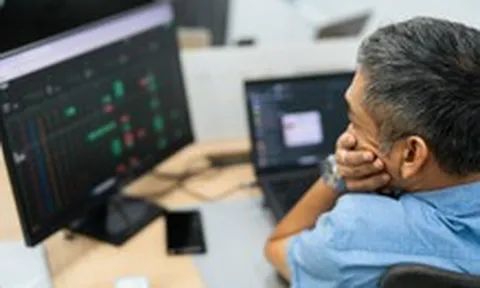 Đọc nhanh 23-10: Nasdaq giảm mạnh nhất 4 tháng vì AI, Đạm Phú Mỹ vào diện thanh tra
