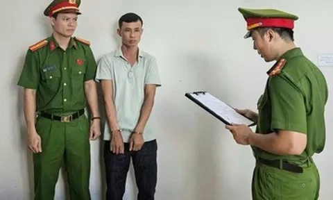 Bắt tạm giam phó giám đốc 'dỏm' giả mắc ung thư để lừa tiền bạn gái