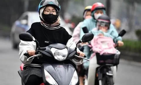 Miền Bắc nắng nóng bất thường tháng 10, khi nào đón không khí lạnh mạnh hơn?