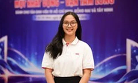 Từ giã trường Y vì mẹ phát hiện ung thư, nữ sinh nghỉ một năm đi làm rồi lại đậu đại học: Học bổng động viên tôi