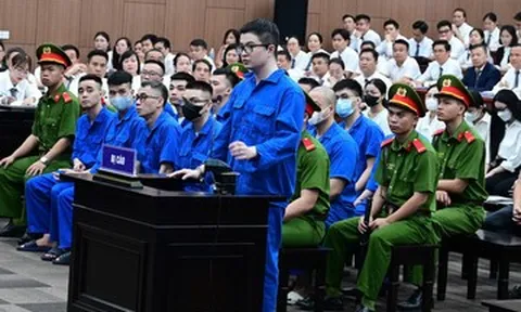 Phó Đức Nam và Lê Khắc Ngọ khai chuyện được trả thù lao bằng vàng